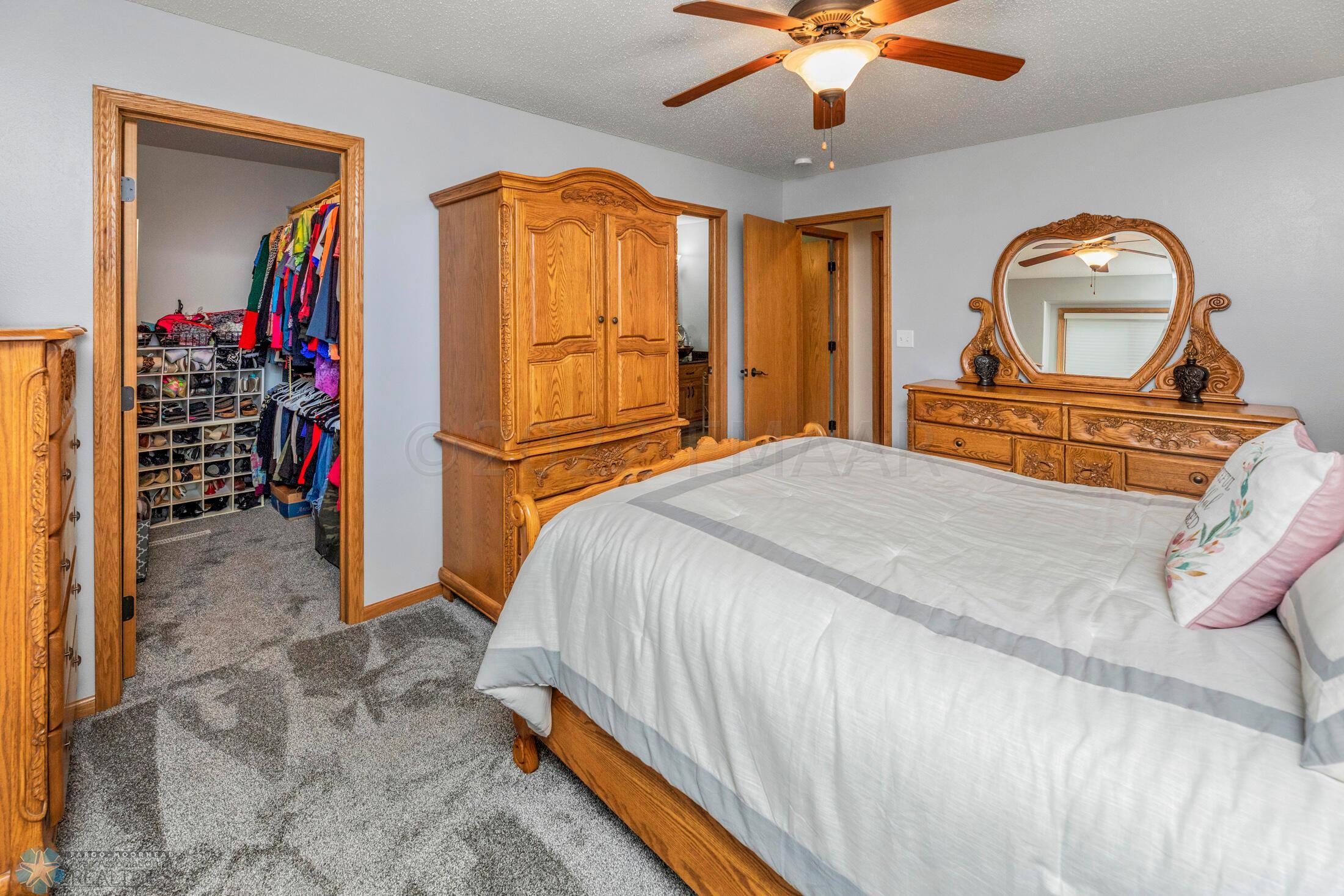 Walk in closet