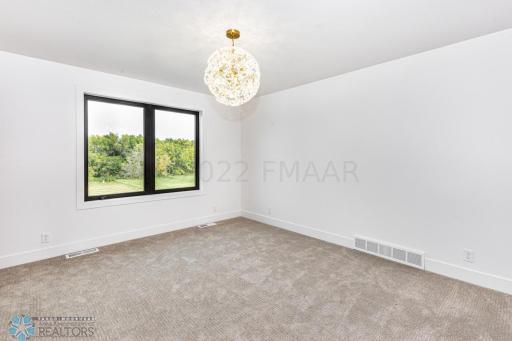 2352 RIVER