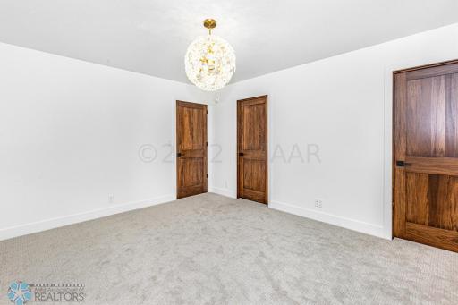 2352 RIVER