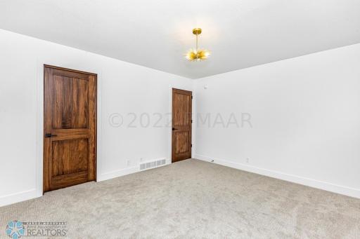 2352 RIVER