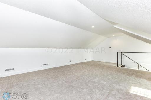 2352 RIVER