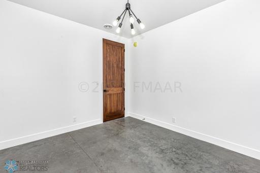 2352 RIVER