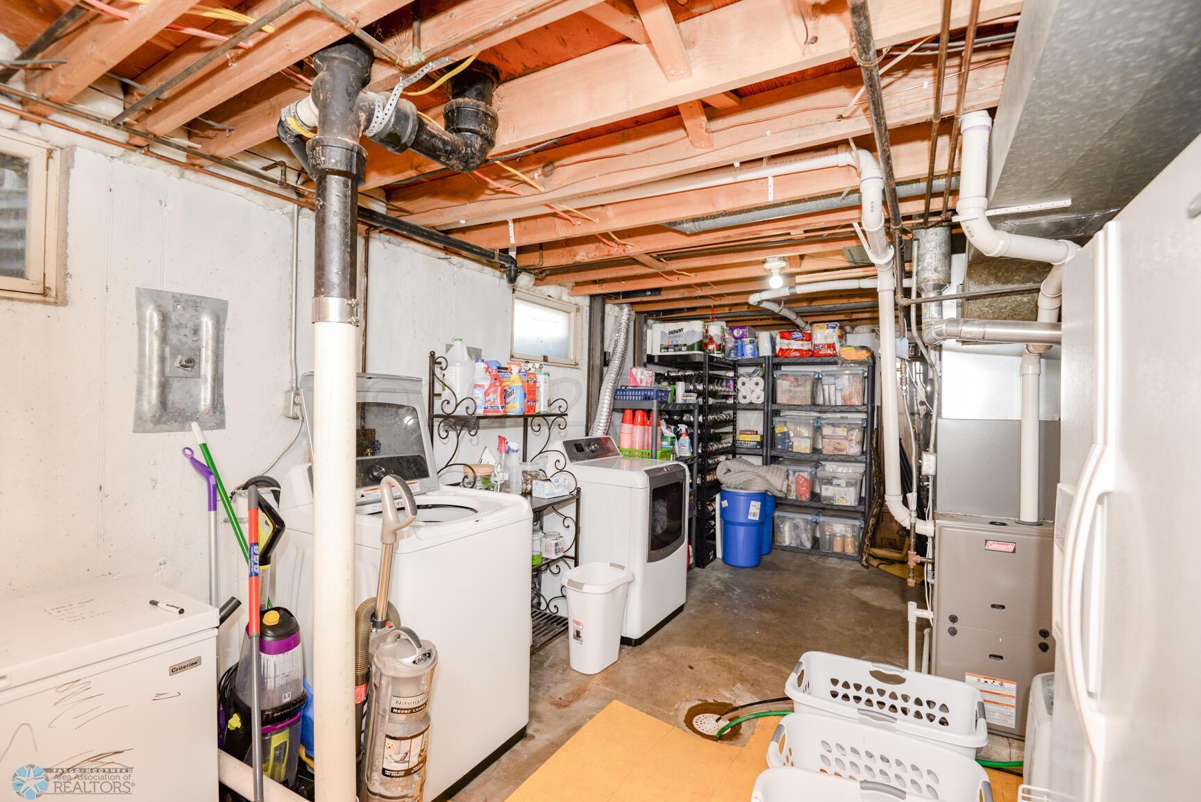 Laundry/Utilities