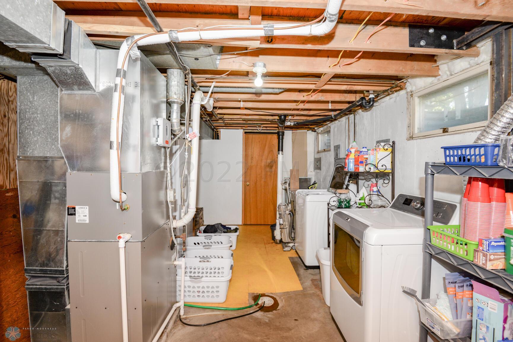 Laundry/Utilities