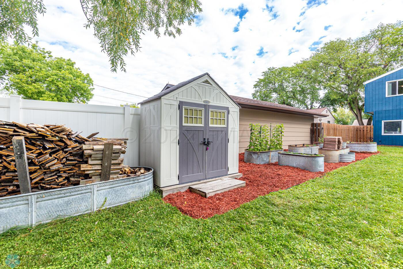 Shed