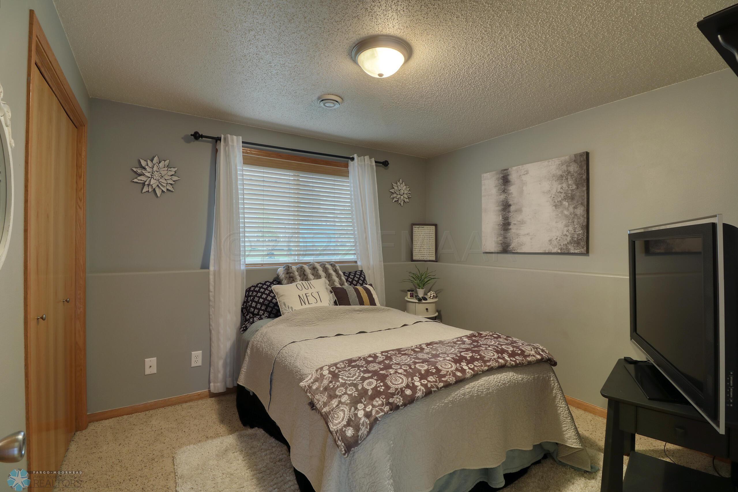 Basement Bedroom1_1