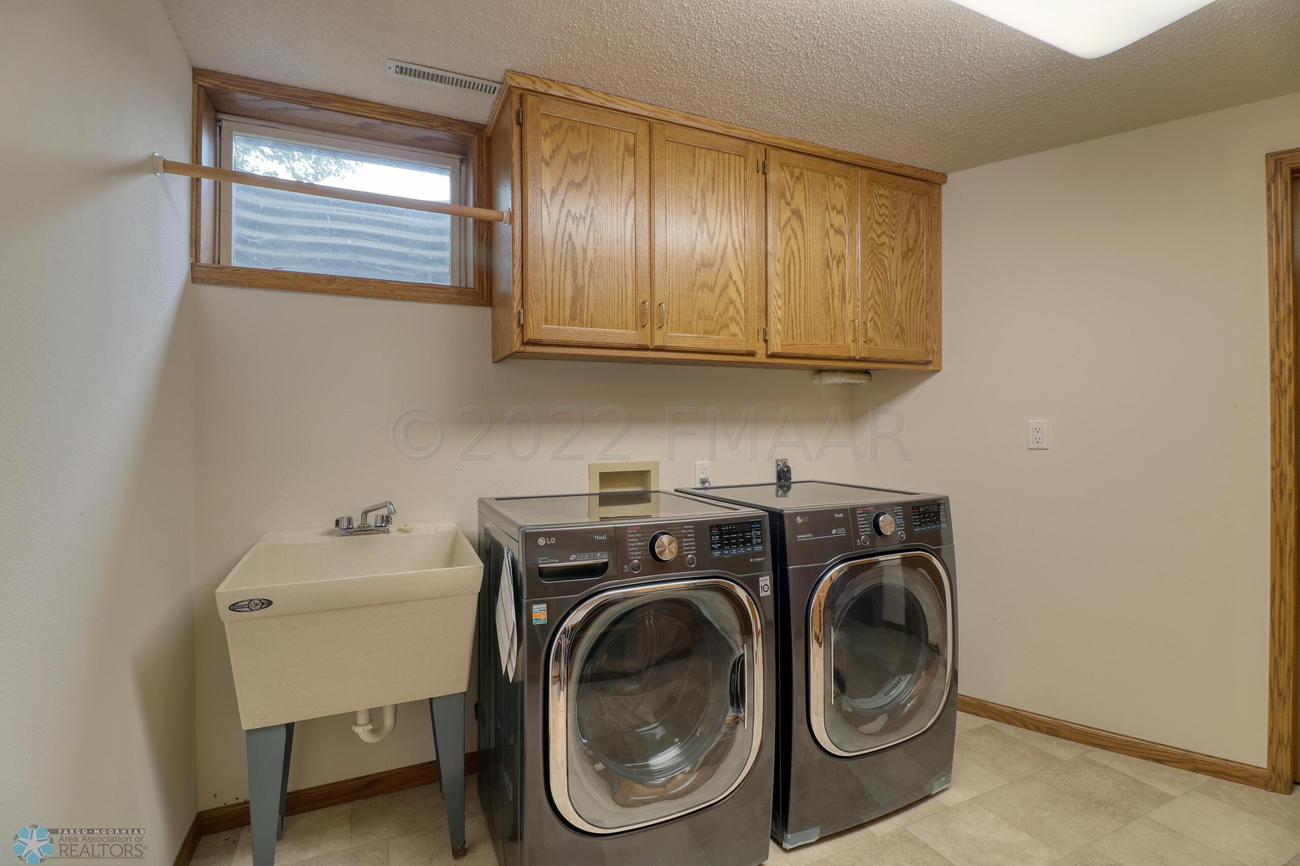 Laundry1_2