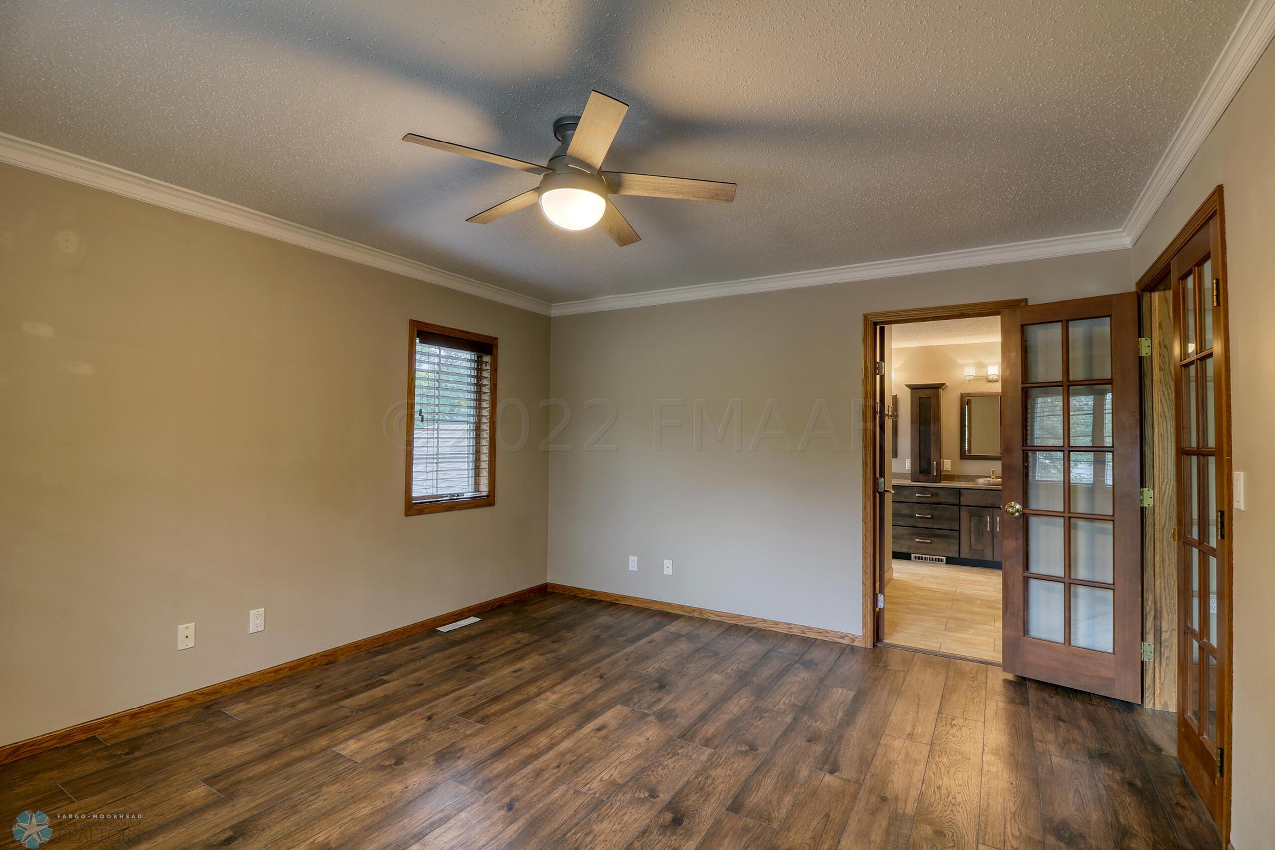 Master Bedroom1_2