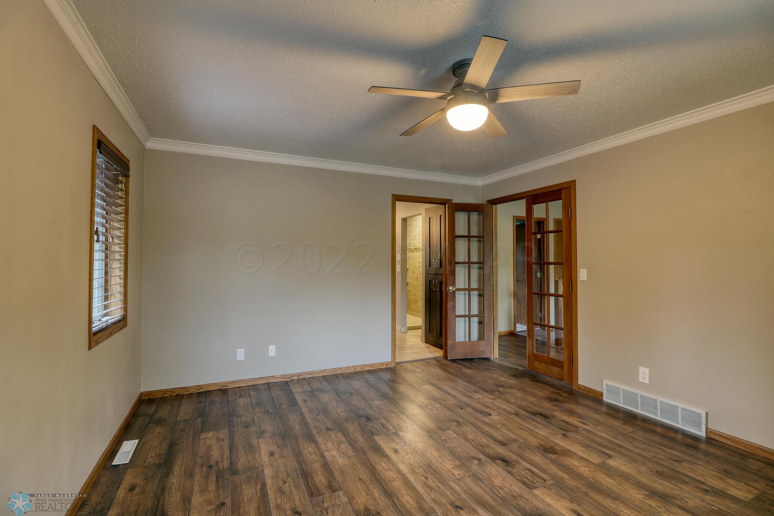 Master Bedroom1_3
