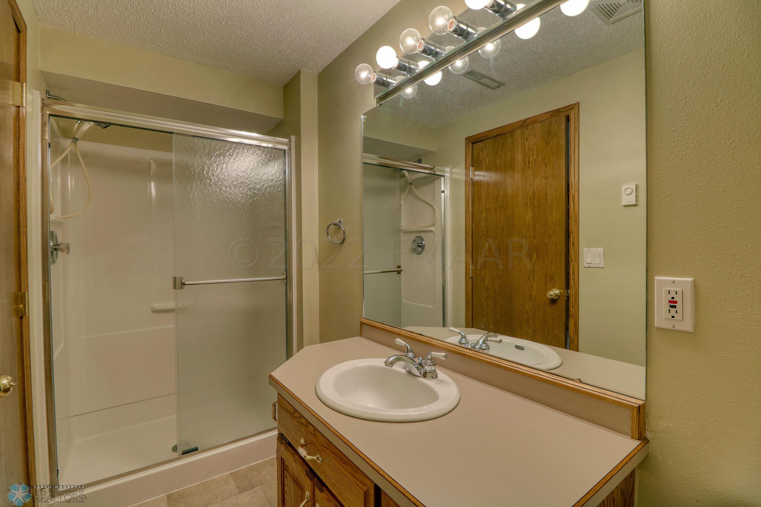Basement Bathroom1_1