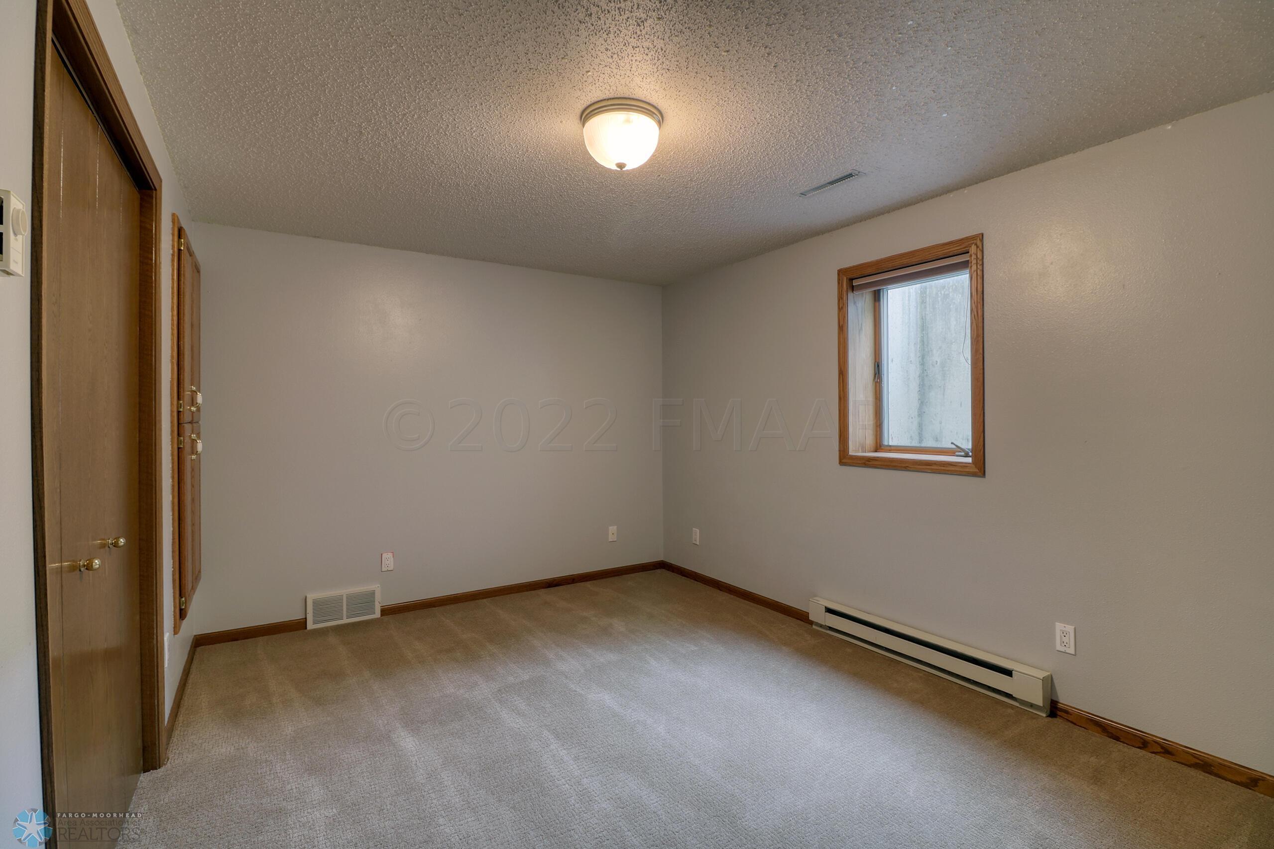 Basement Bedroom1_1