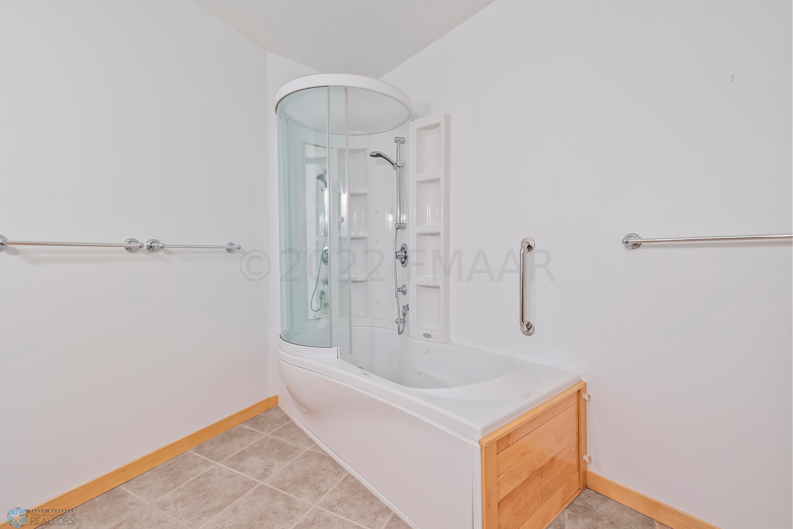 Lower Level Full Bath