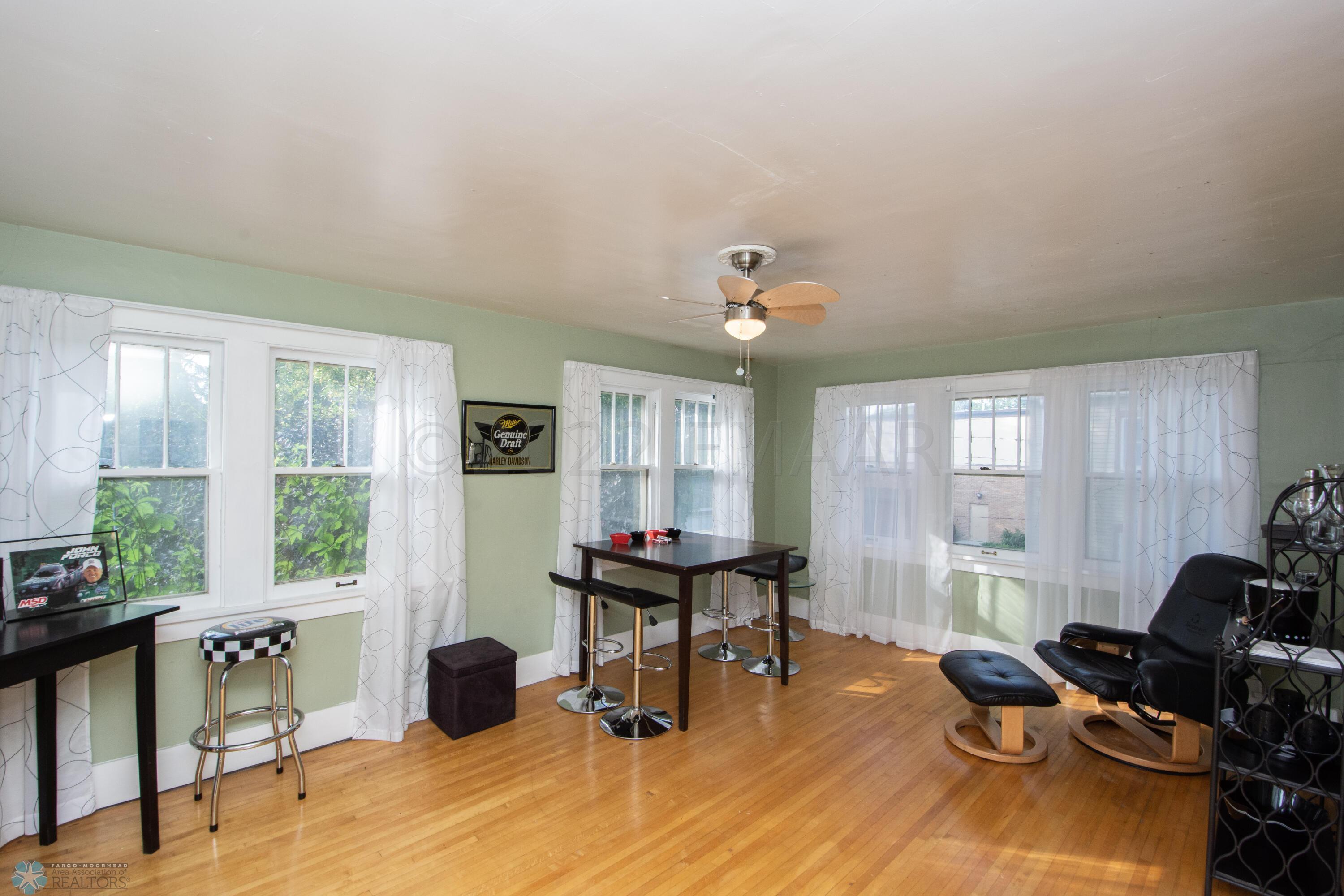2nd Floor 3 Season Sunroom