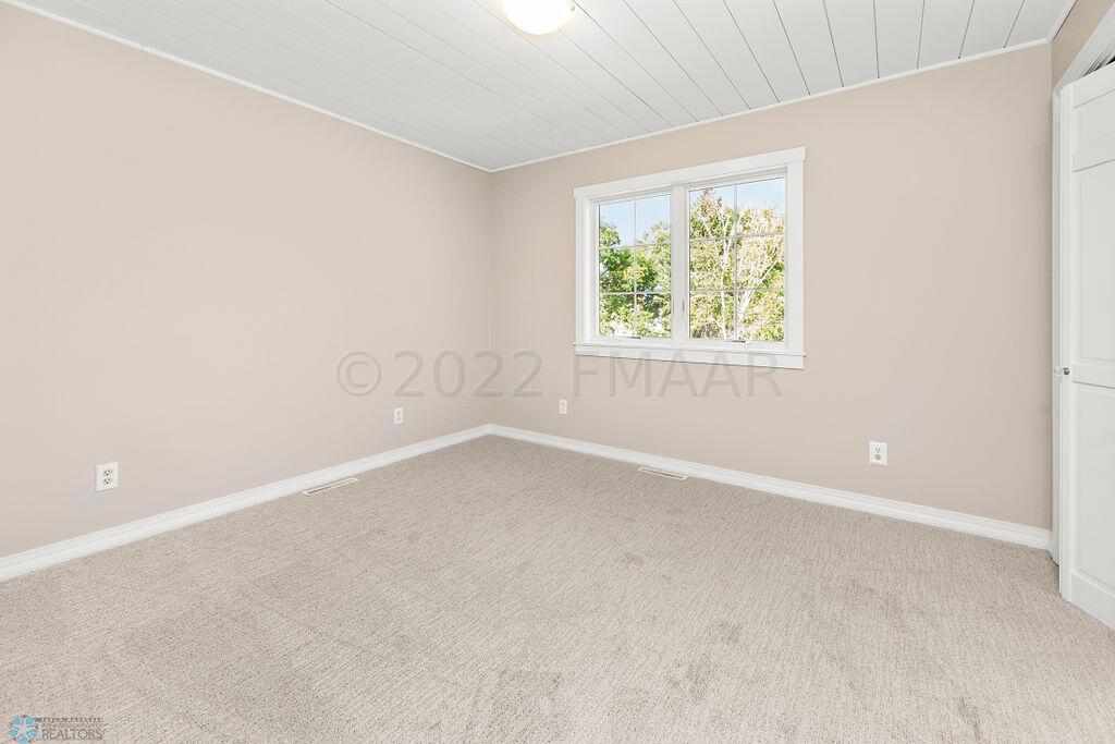 Upstairs Bedroom 2