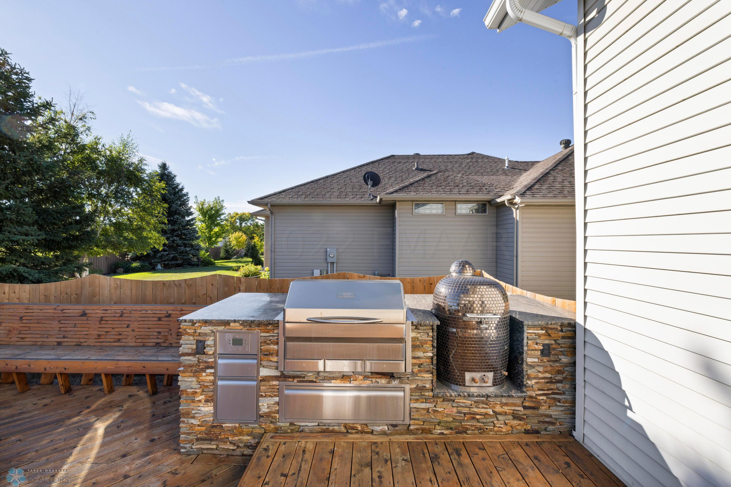 Custom Outdoor Grill/Kitchen Area