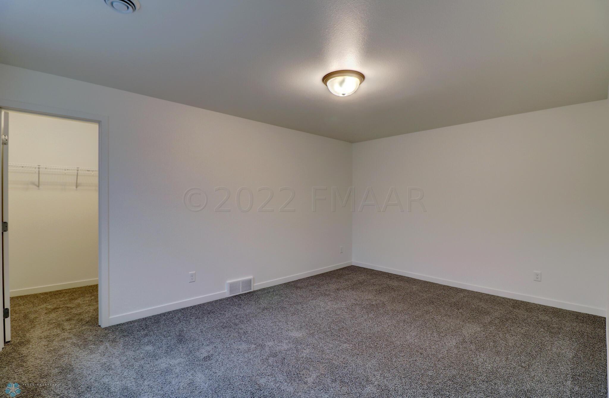 Basement Bedroom2_1
