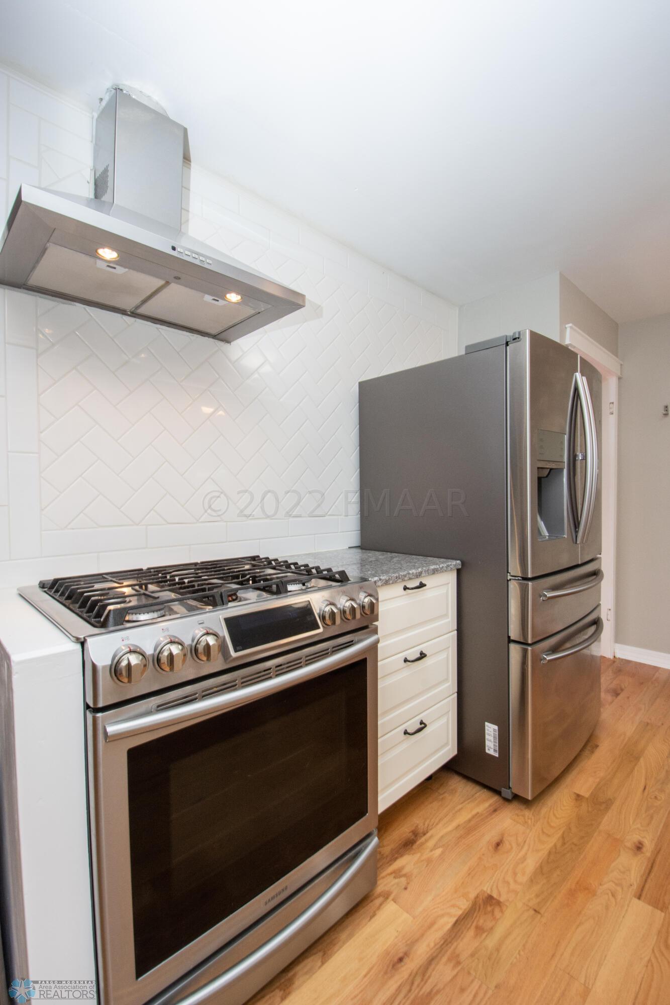 kitchen-gas stove