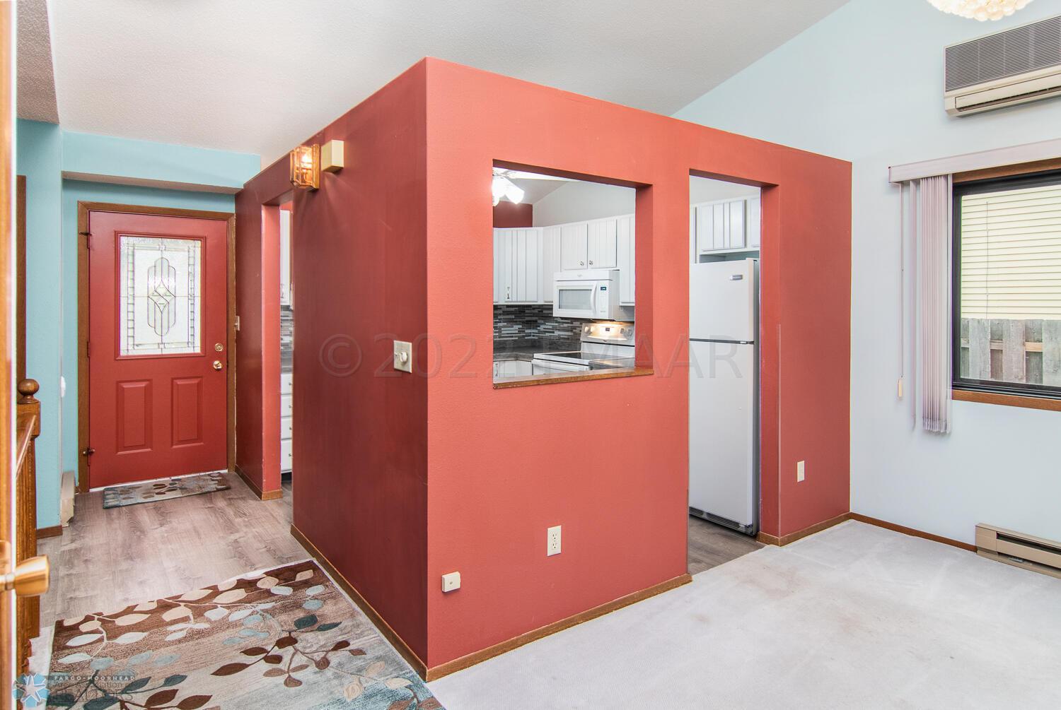 Entryway/Kitchen