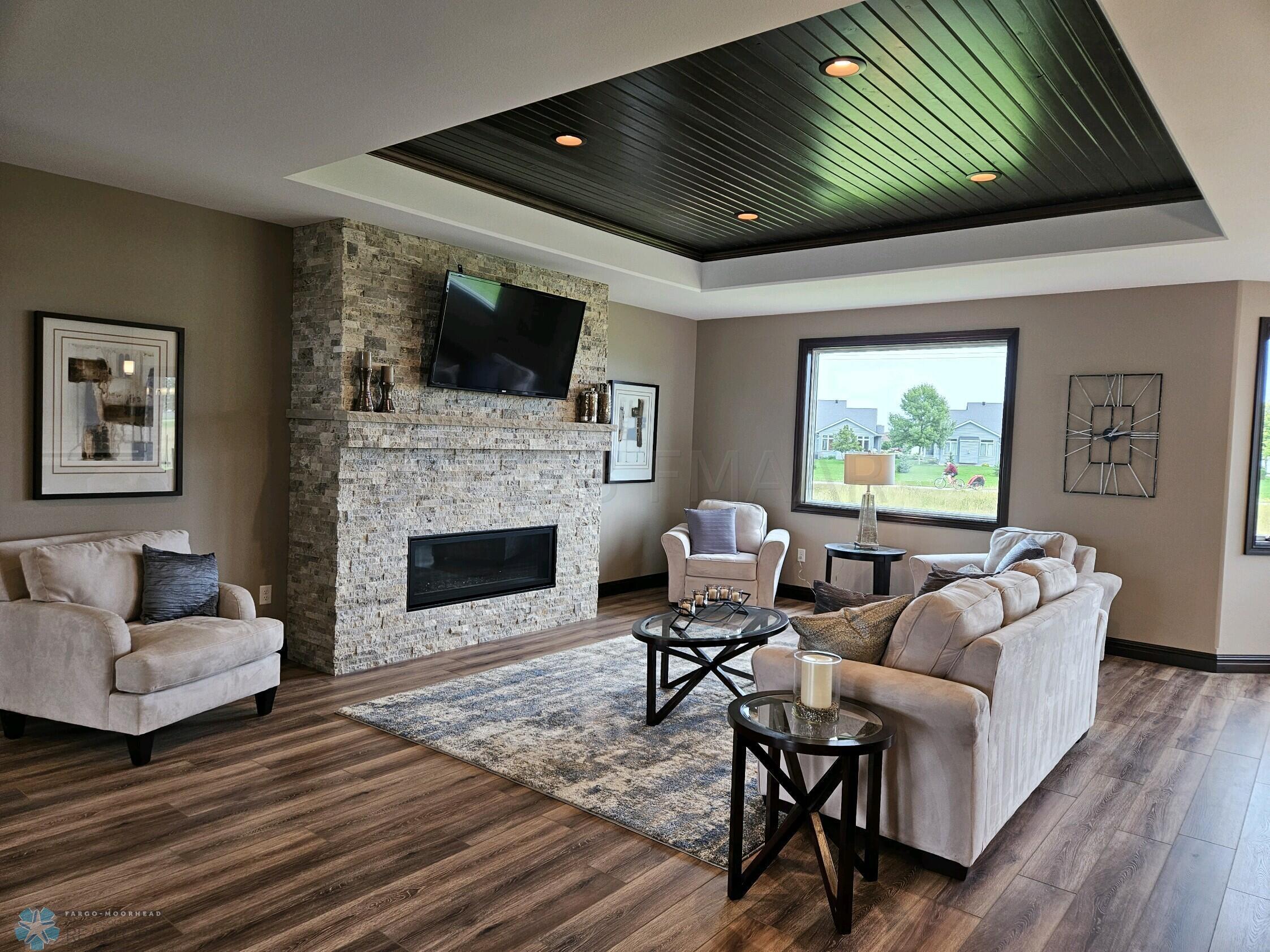 Living Room2)