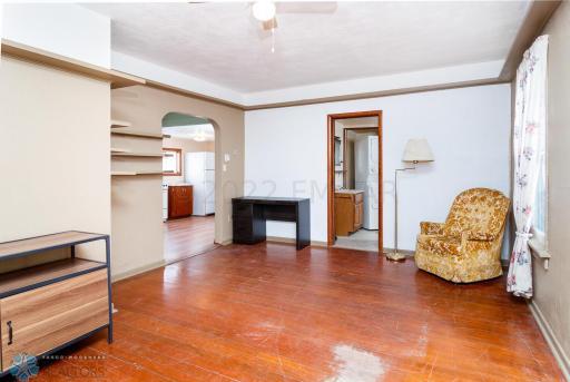 313 FRONT Street S, Fairmount, ND 58030