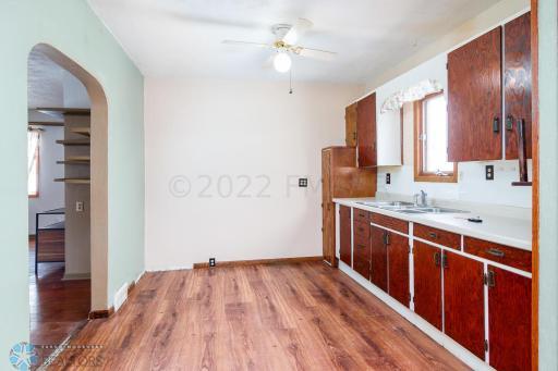 313 FRONT Street S, Fairmount, ND 58030