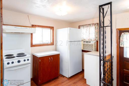 313 FRONT Street S, Fairmount, ND 58030