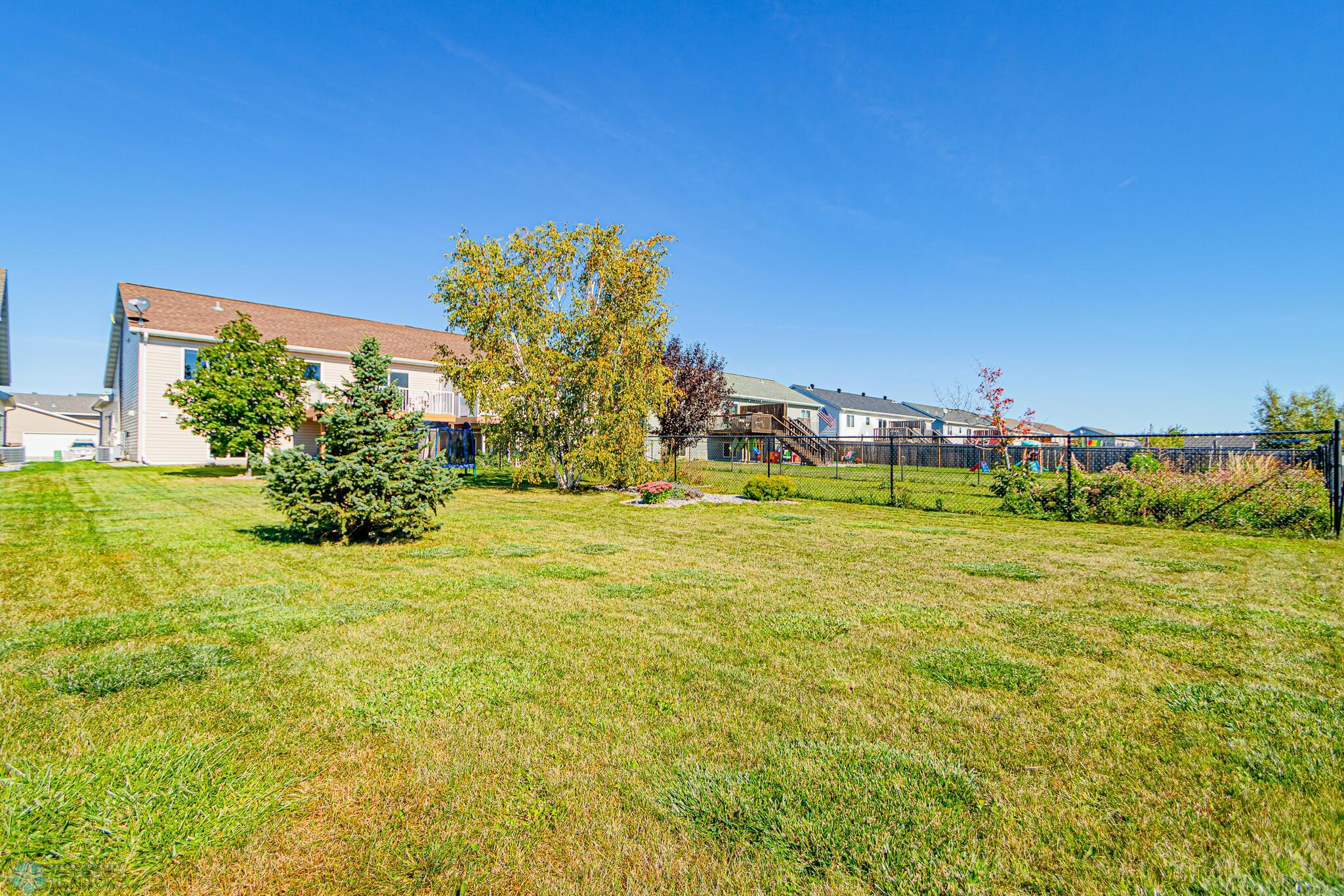 1541 34th Ave S, Moorhead, MN 56560-29