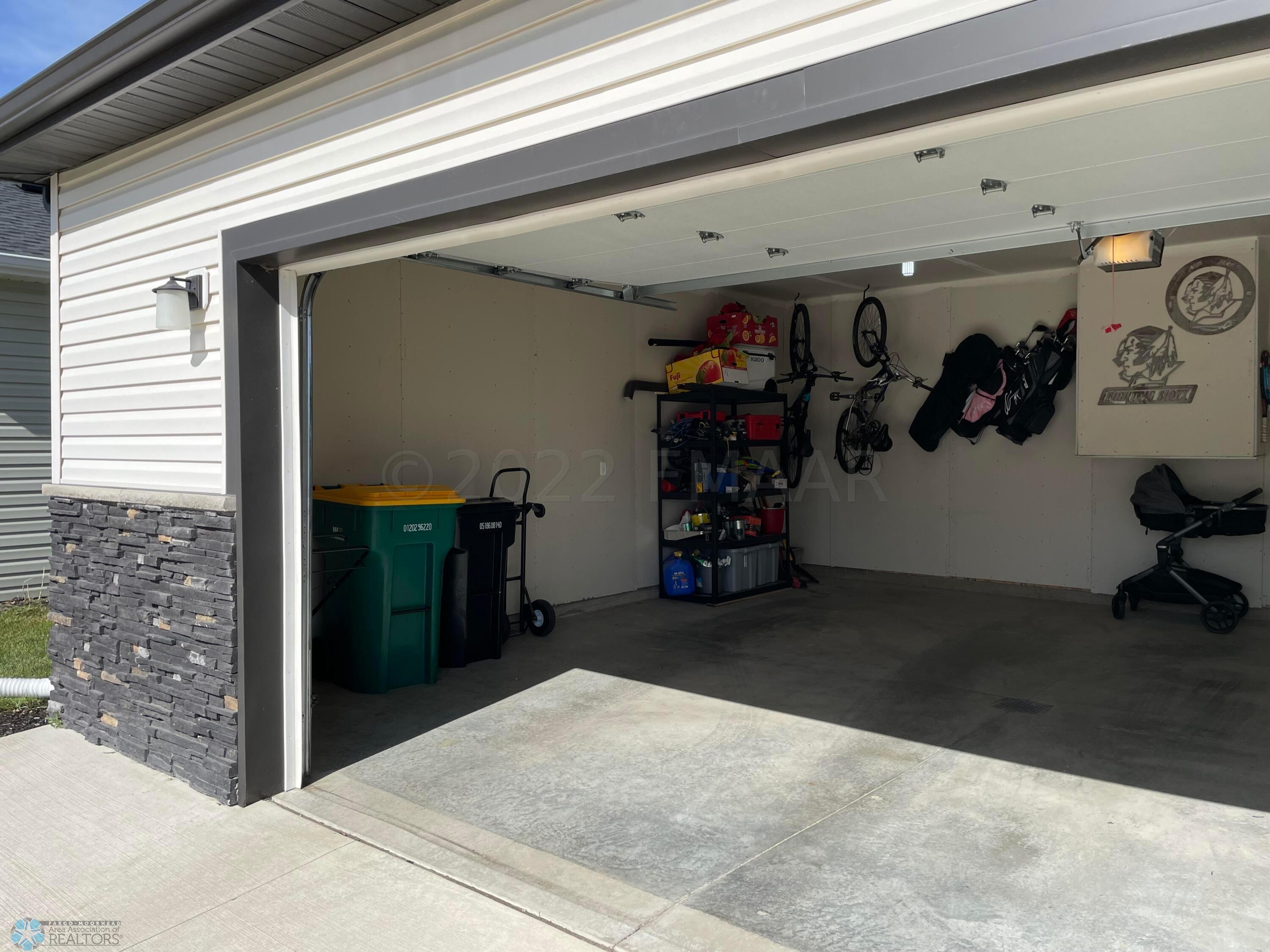 Oversized garage
