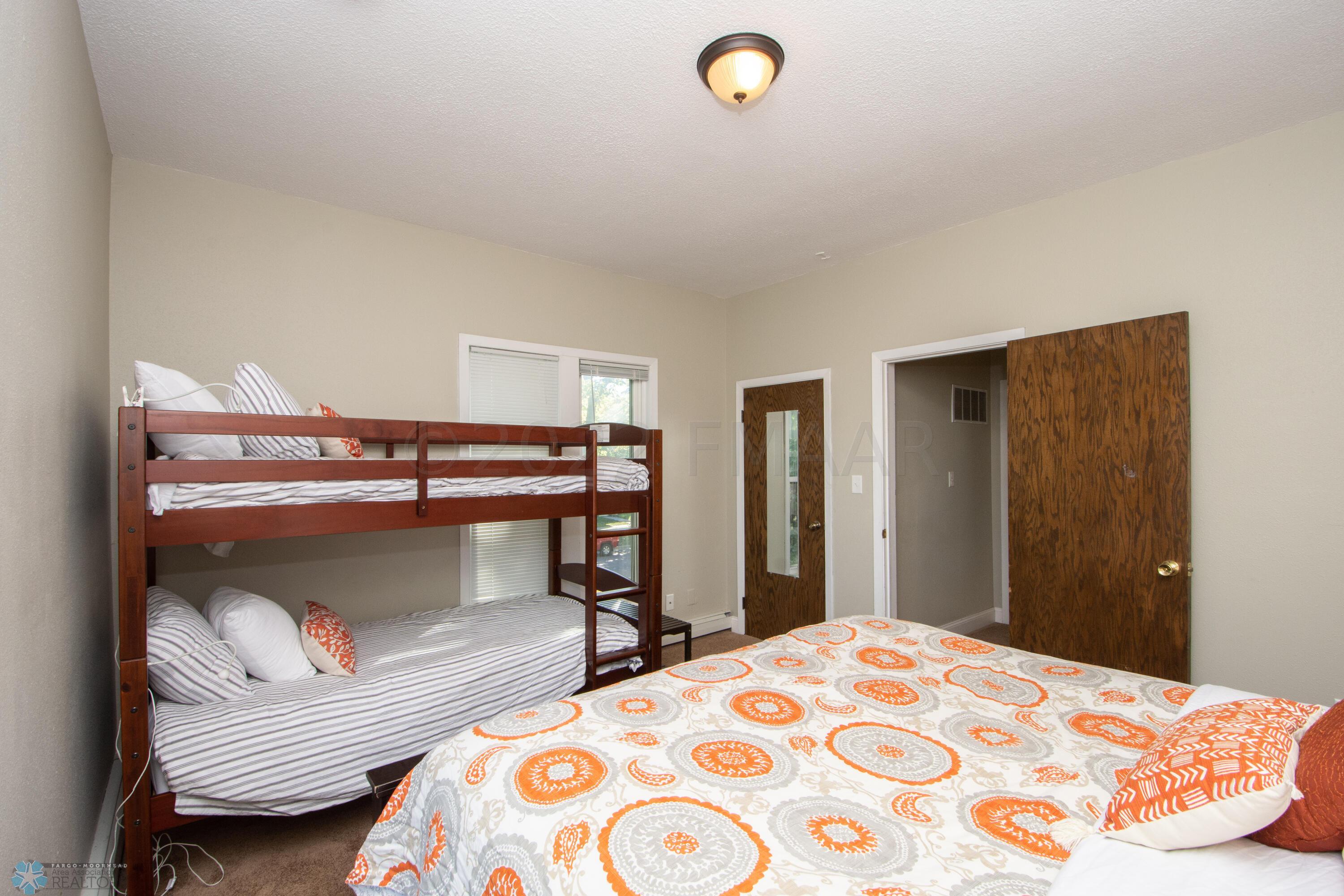 111 3rd Ave S Fargo_0873