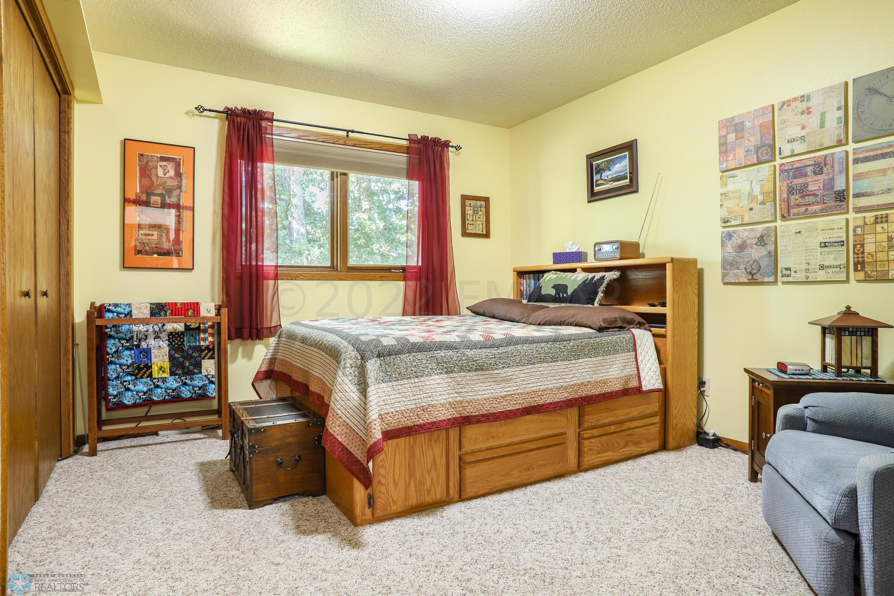 0035 upper bed image4