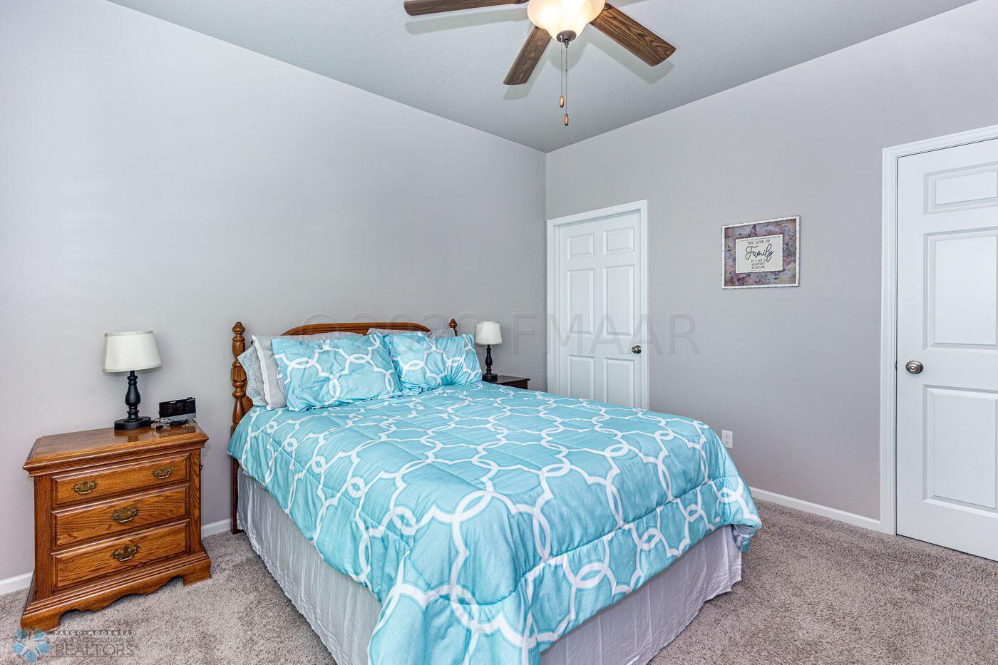 Primary w/WIC and Bath with ensuite