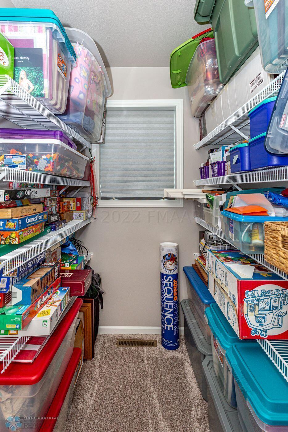 Storage with Window