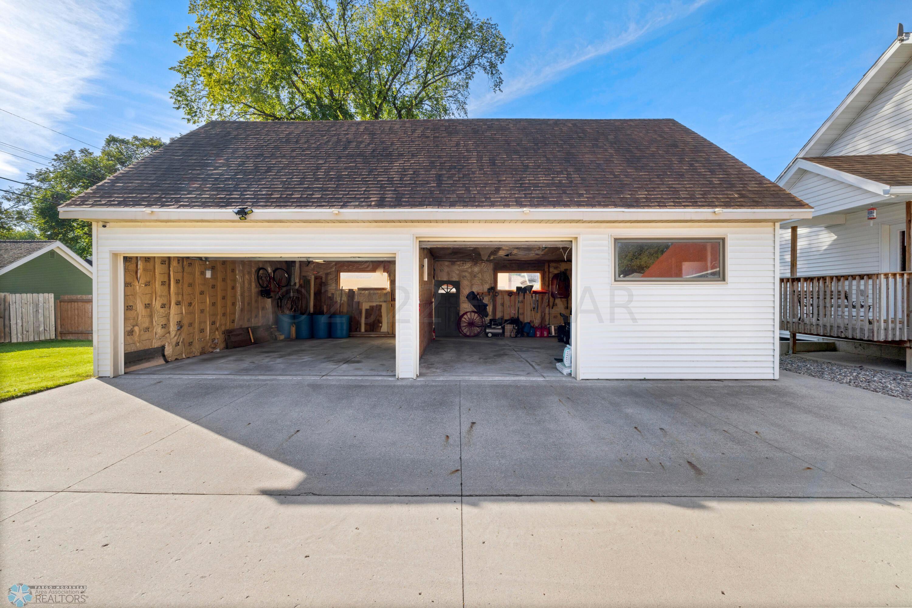 4 Car Garage