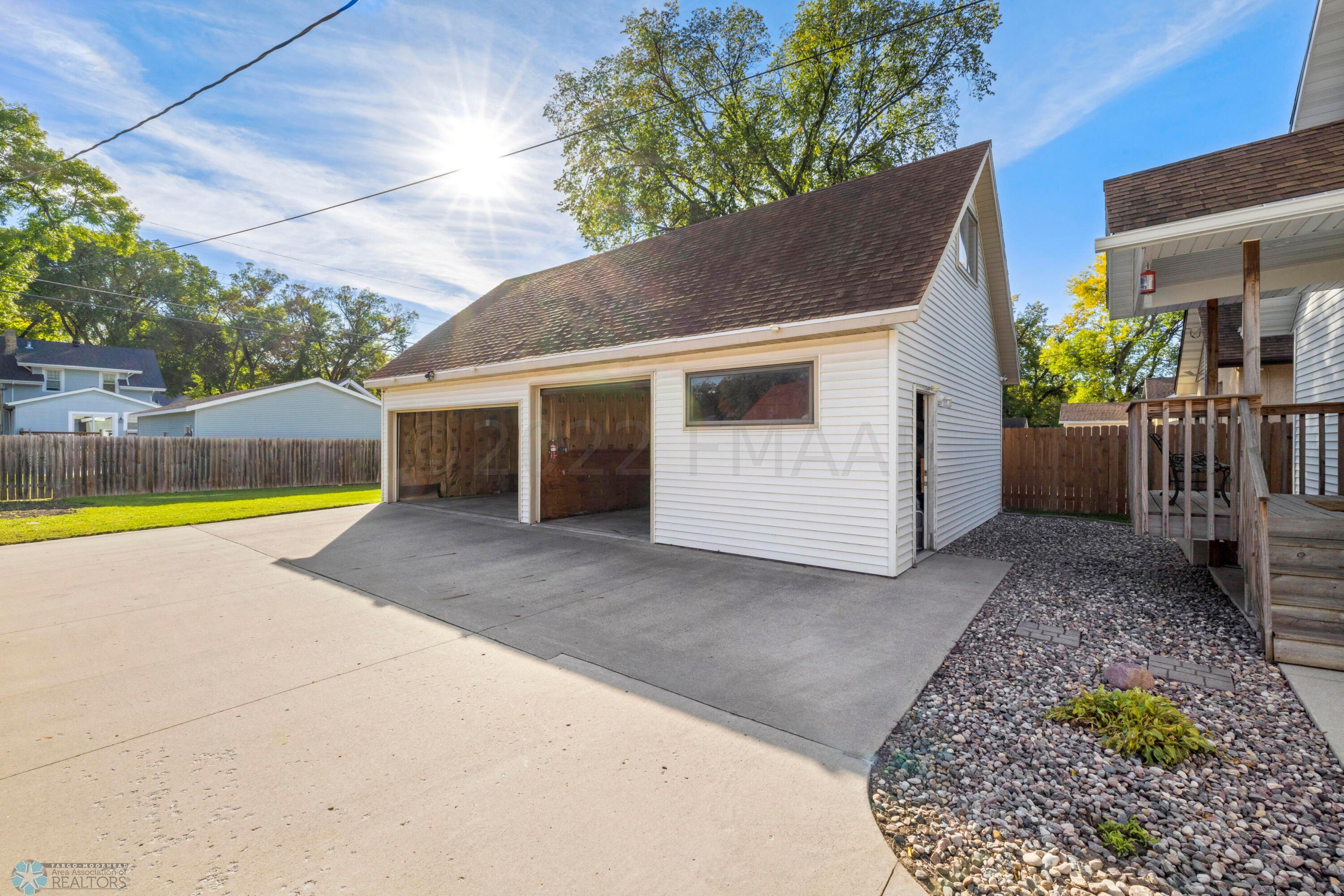 4 Car Garage