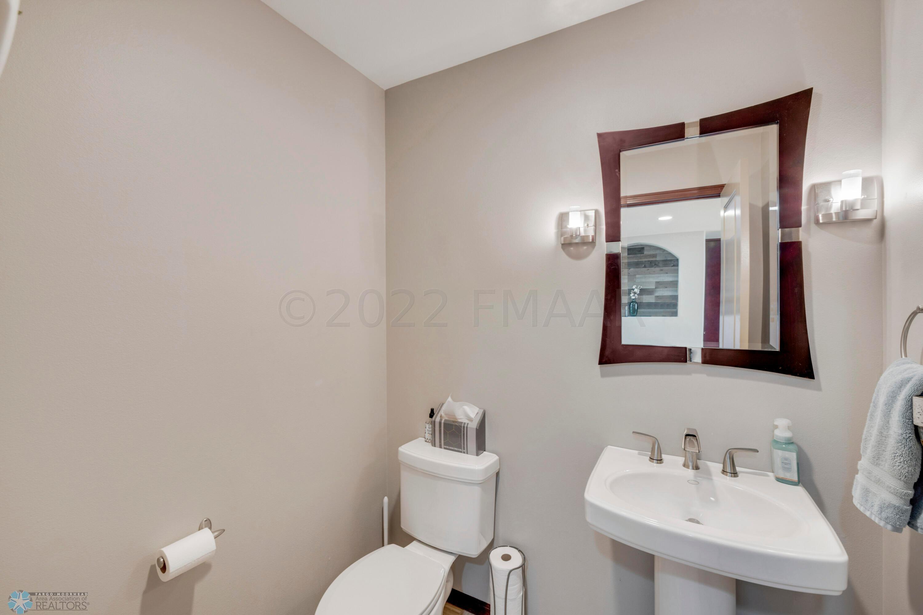 Amdak_1824 36th St S Moorhead__15