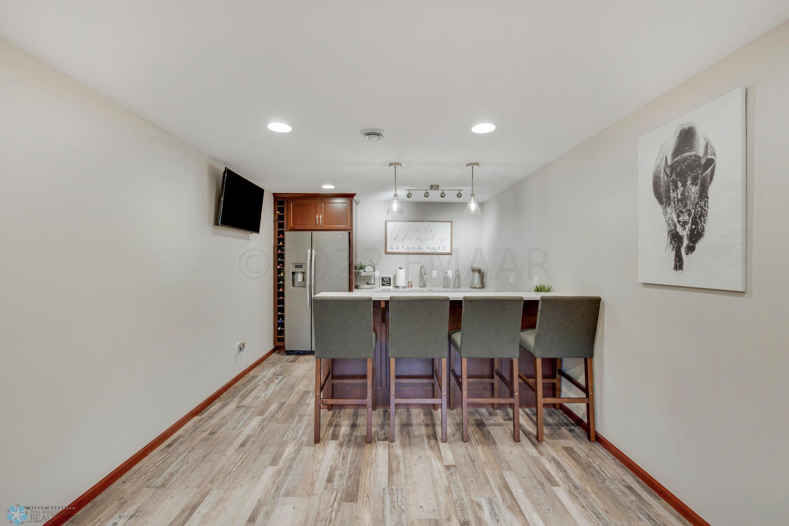 Amdak_1824 36th St S Moorhead__38