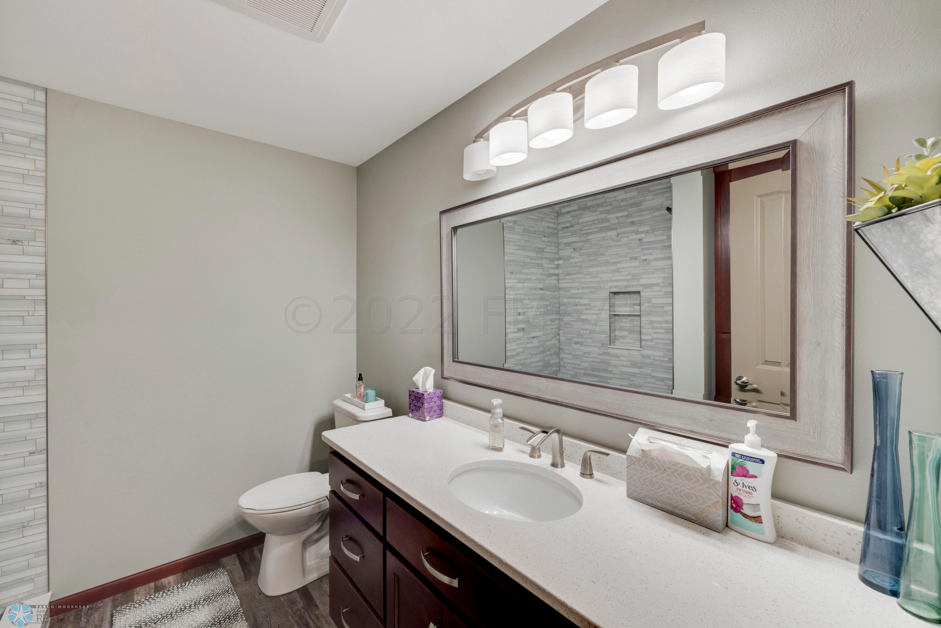 Amdak_1824 36th St S Moorhead__50