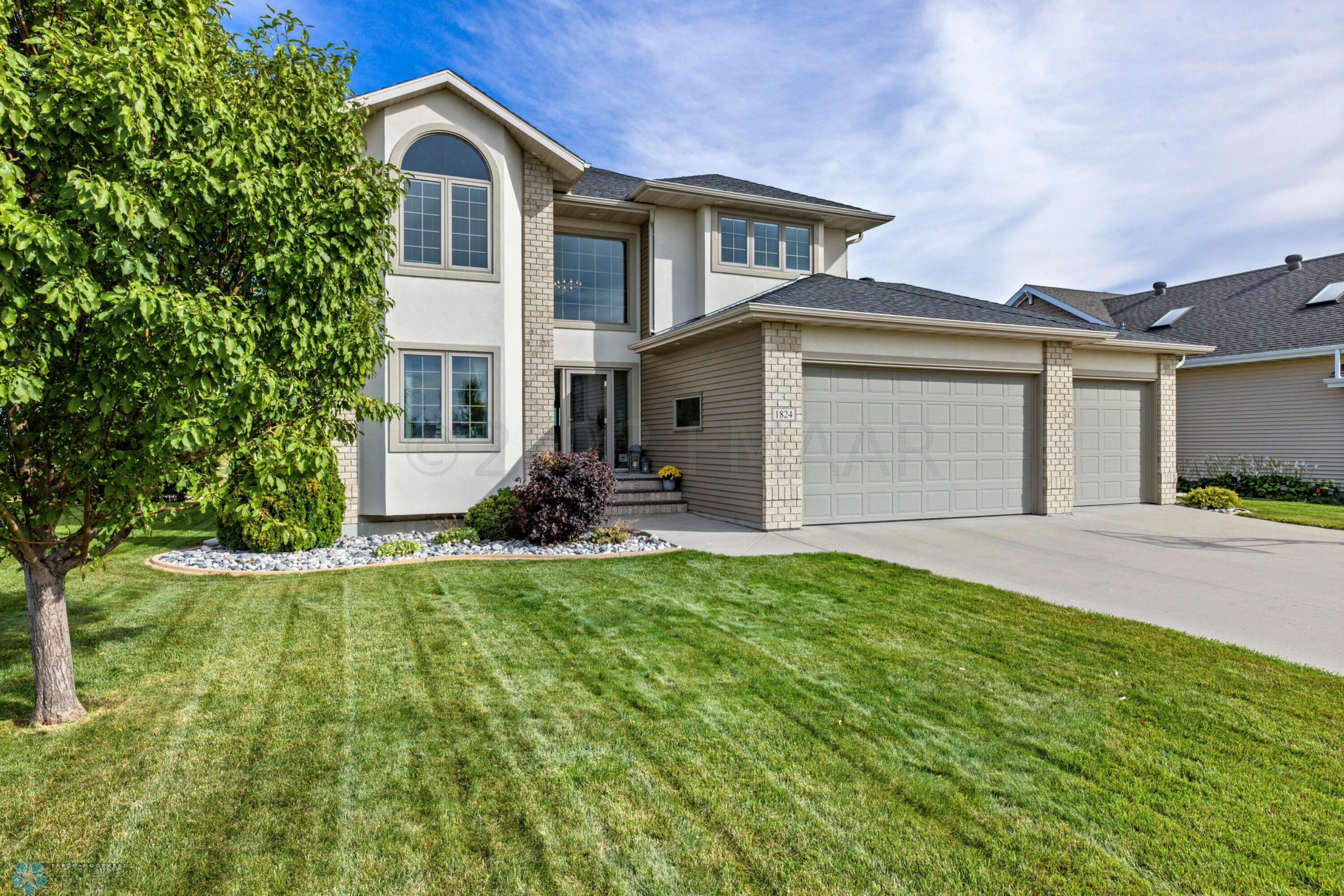 Amdak_1824 36th St S Moorhead__57