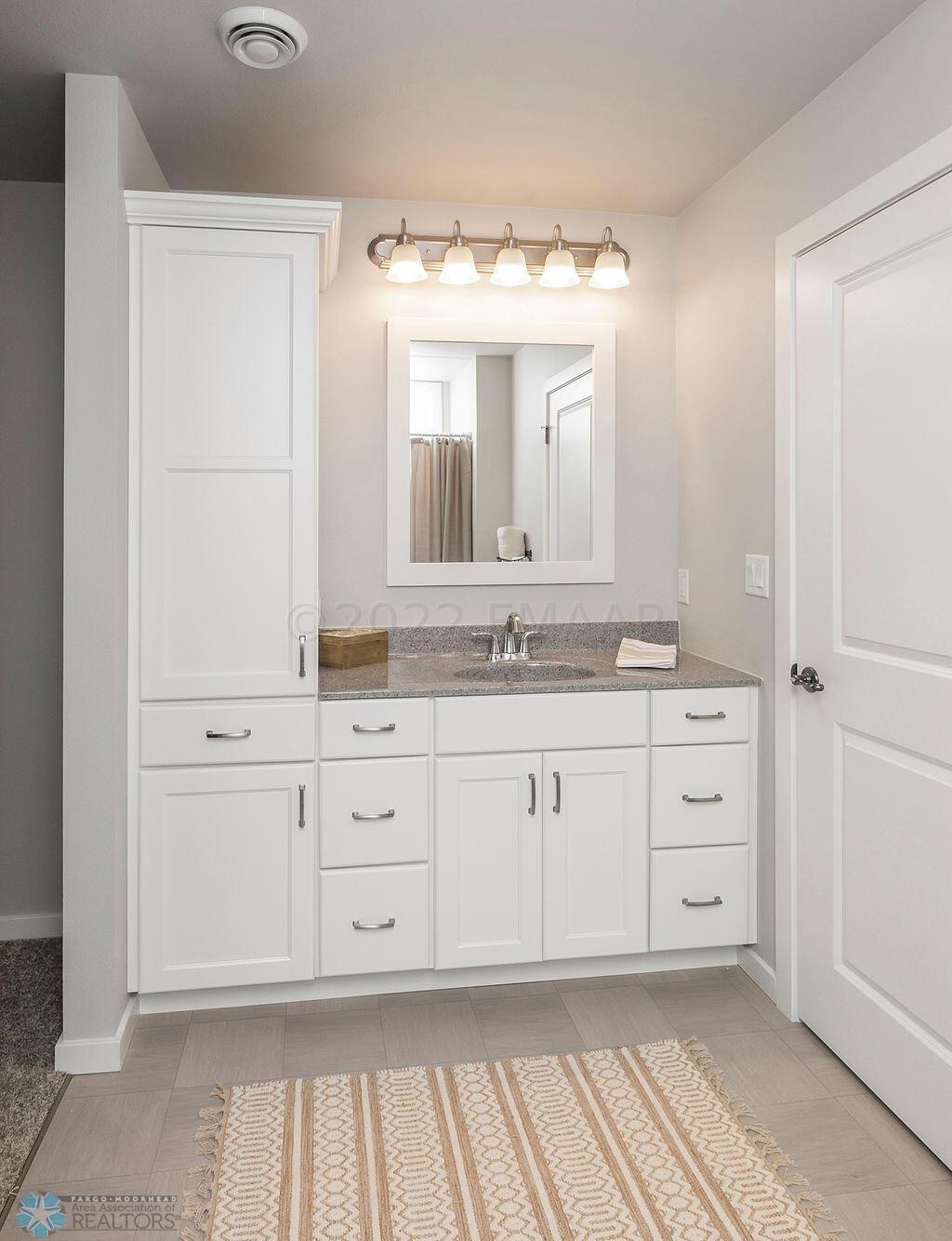 Owner's Suite Bathroom