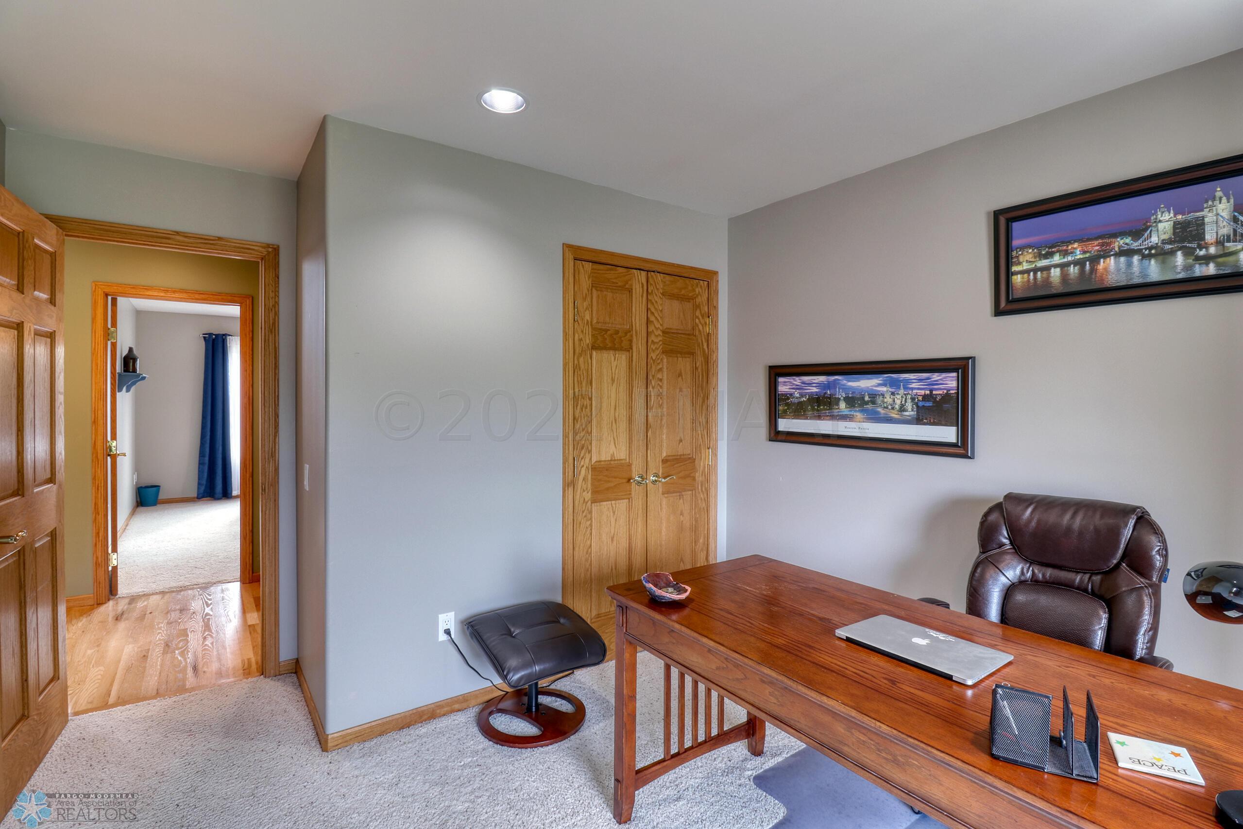 Bedroom - Main Floor