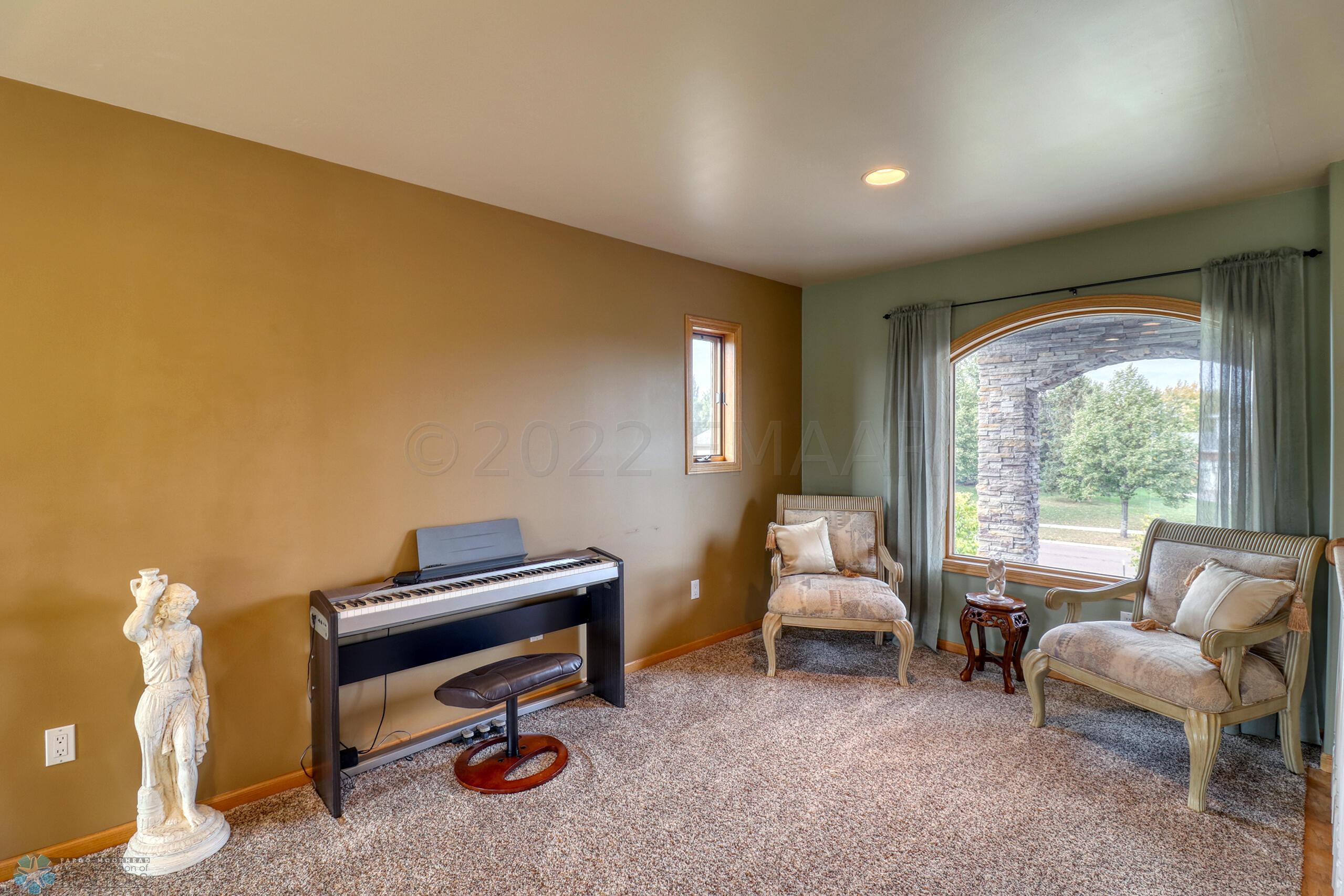 2nd Floor Lounge Area