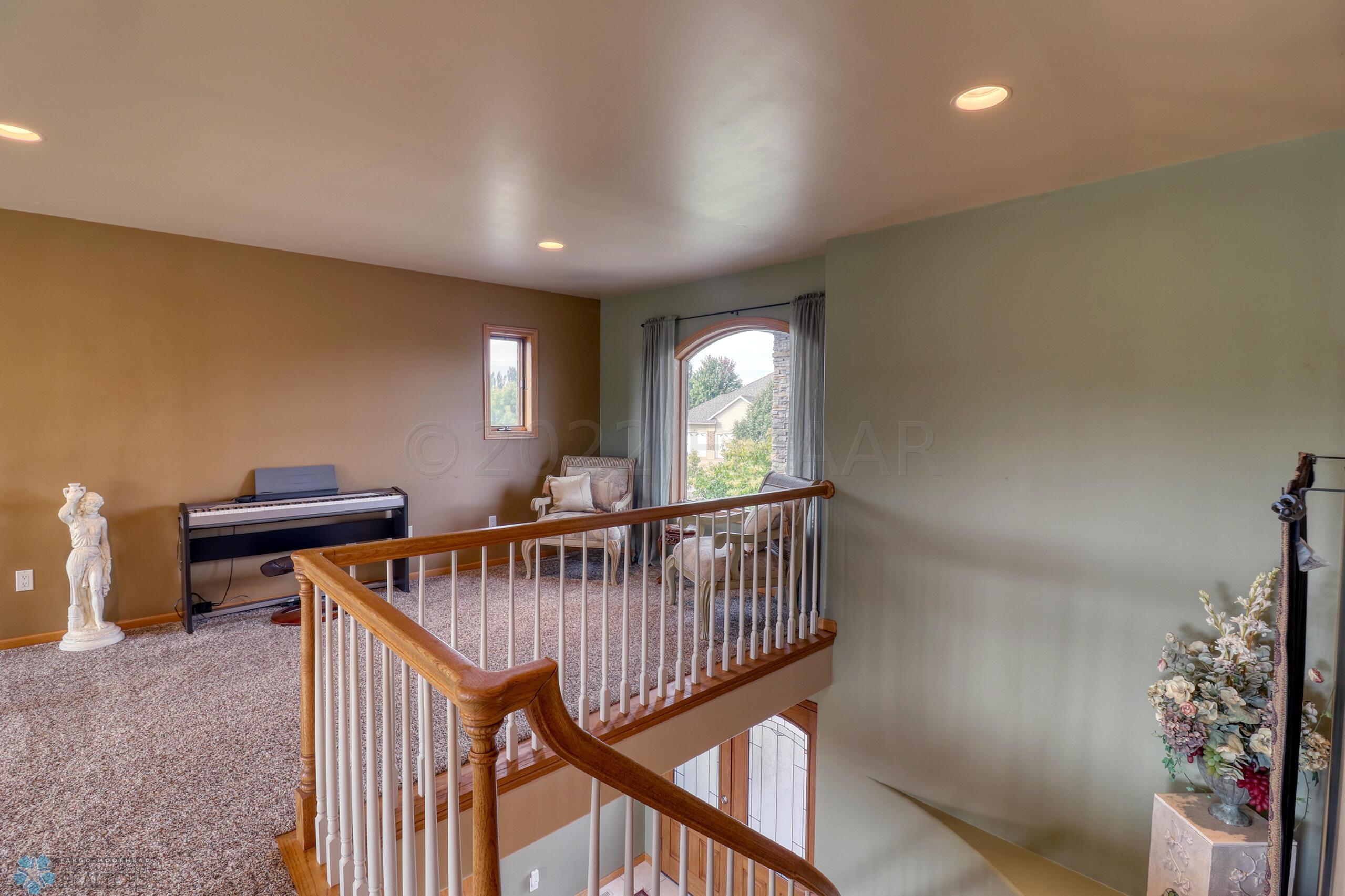 2nd Floor Lounge Area