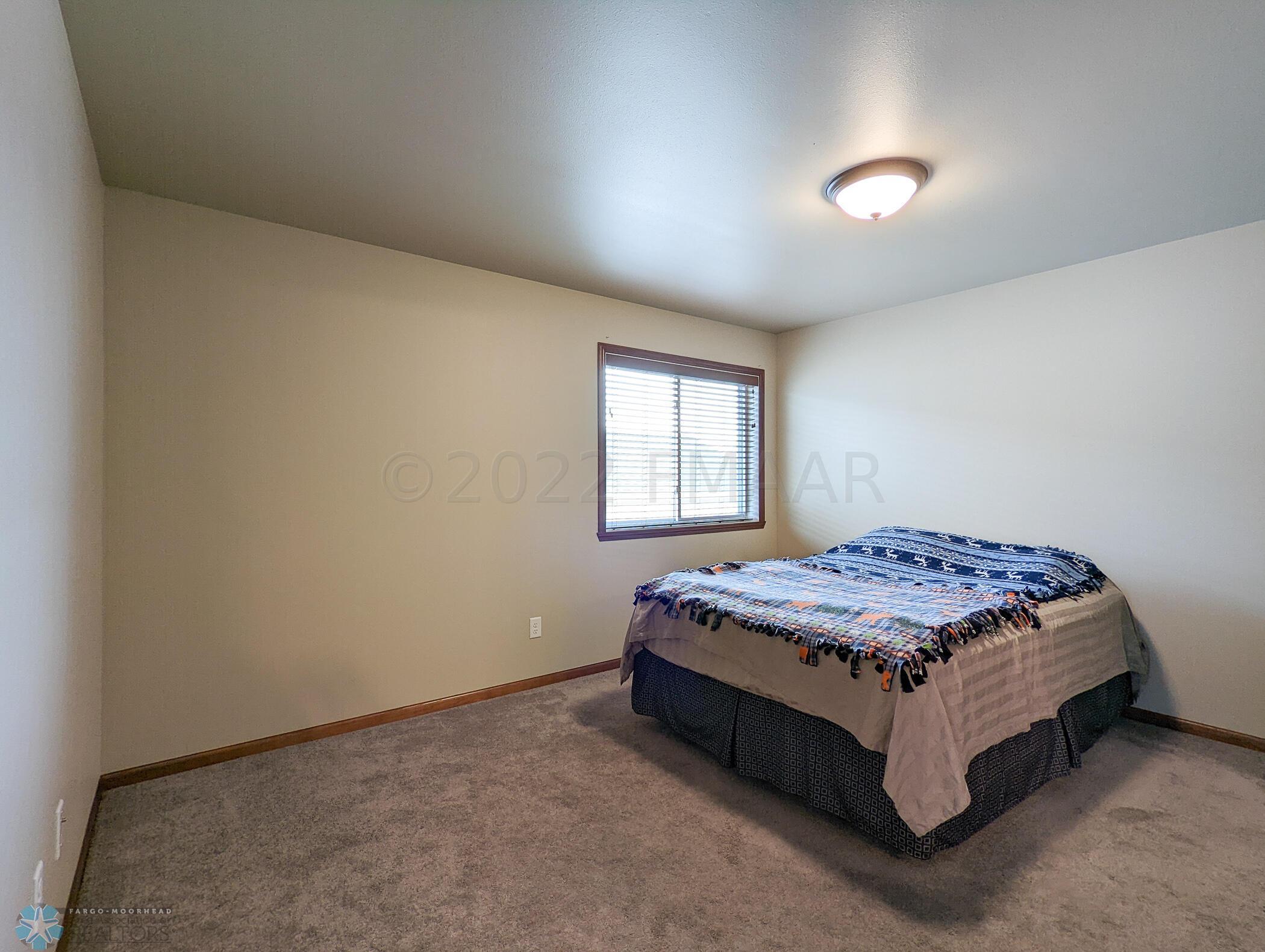 L2P040-184503917