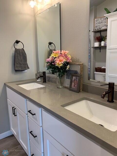 Main Hollywood bath double vanity