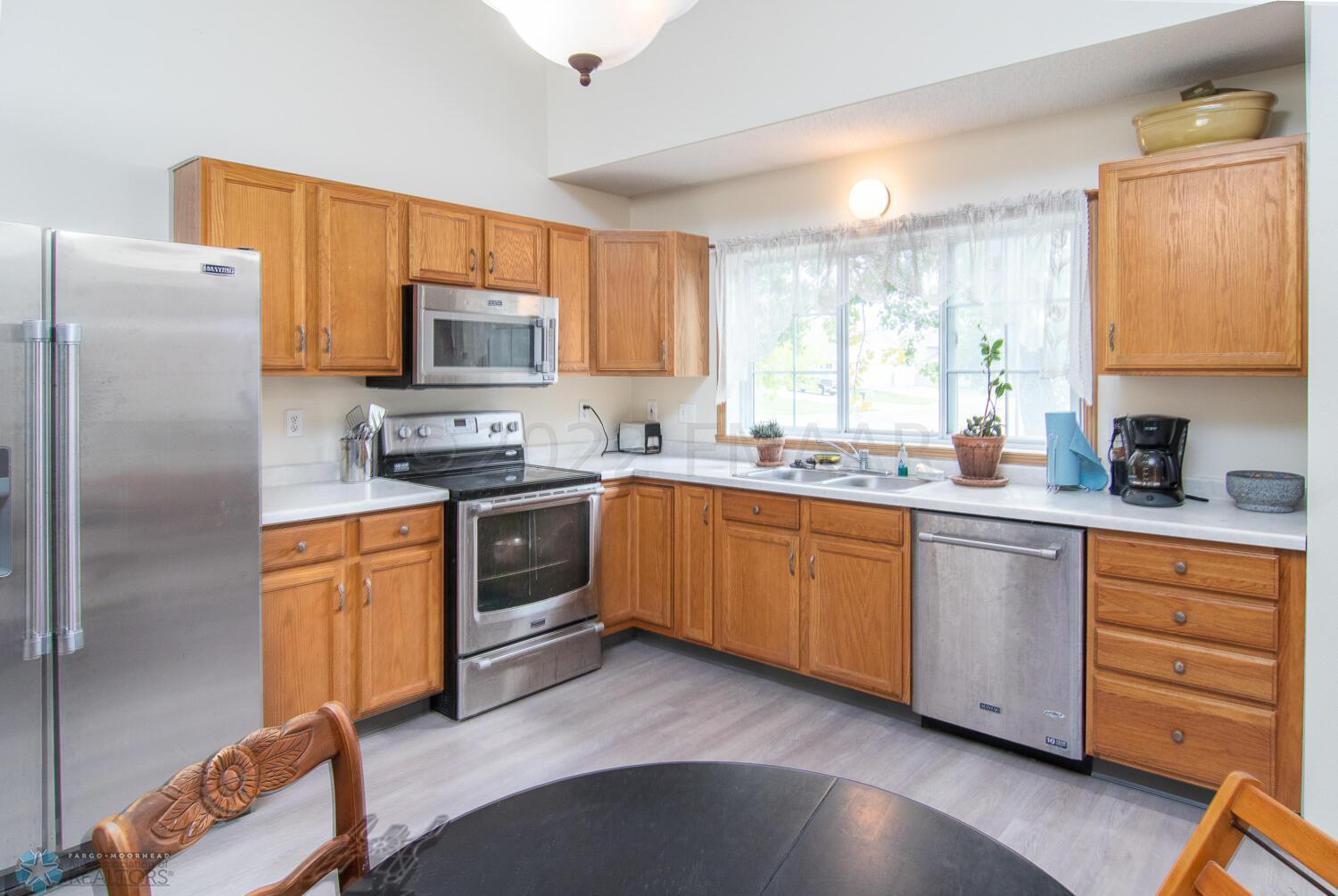 Kitchen Wide