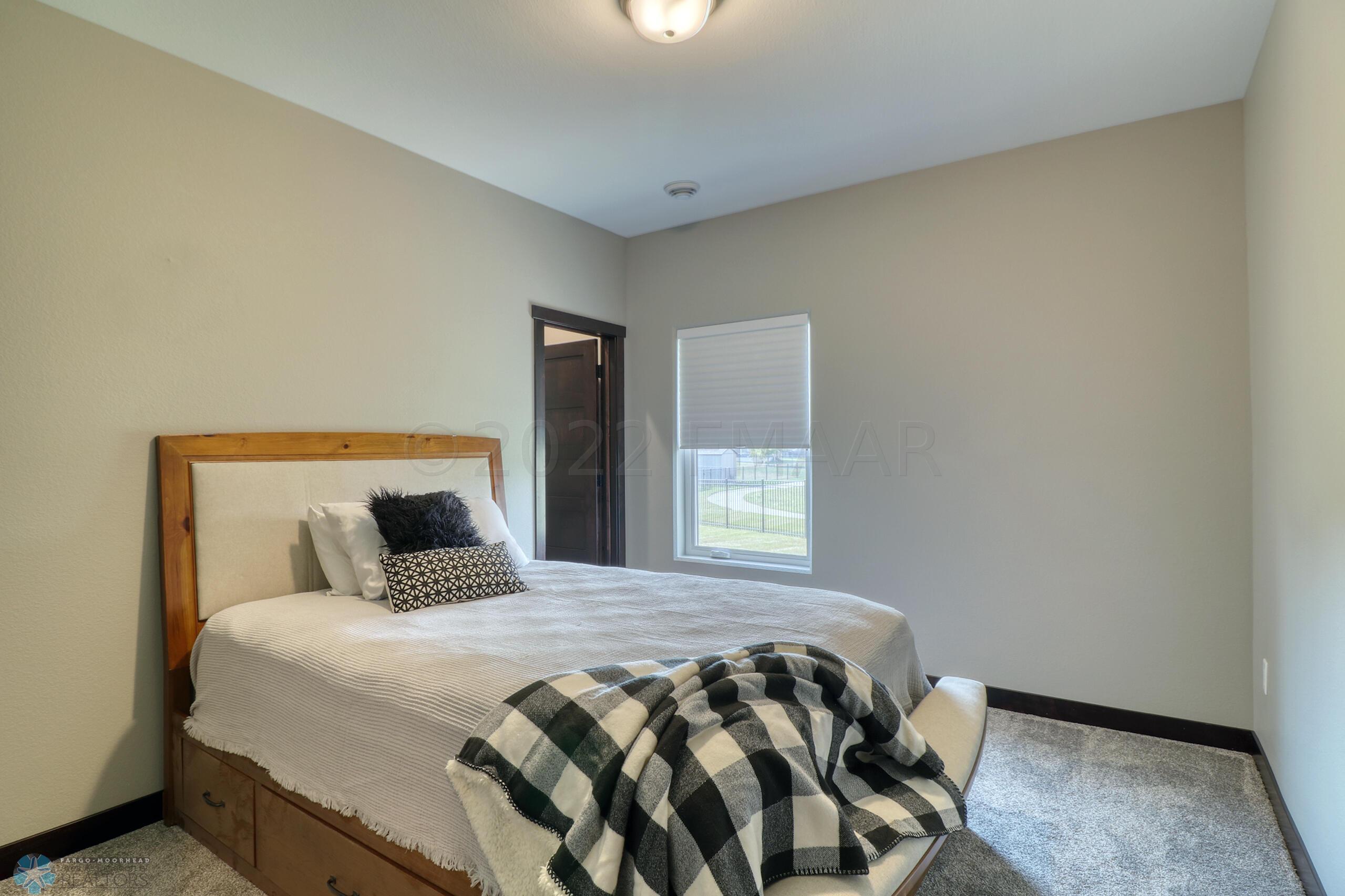 Bedroom1_1