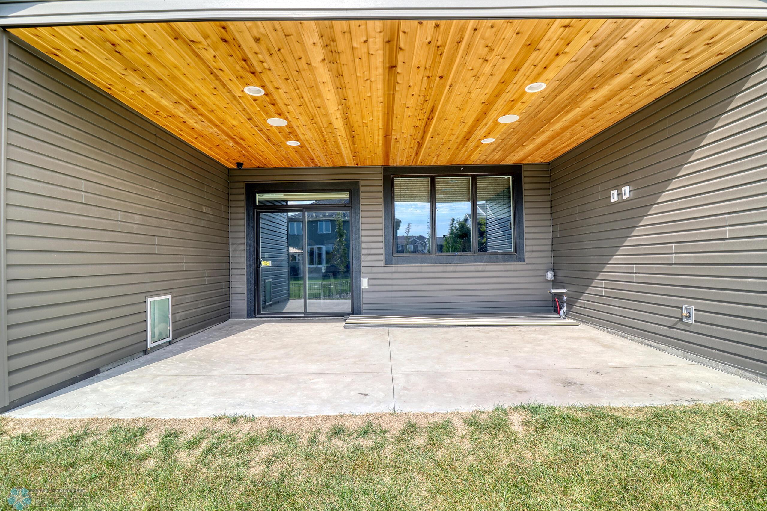 Backyard Patio1_1