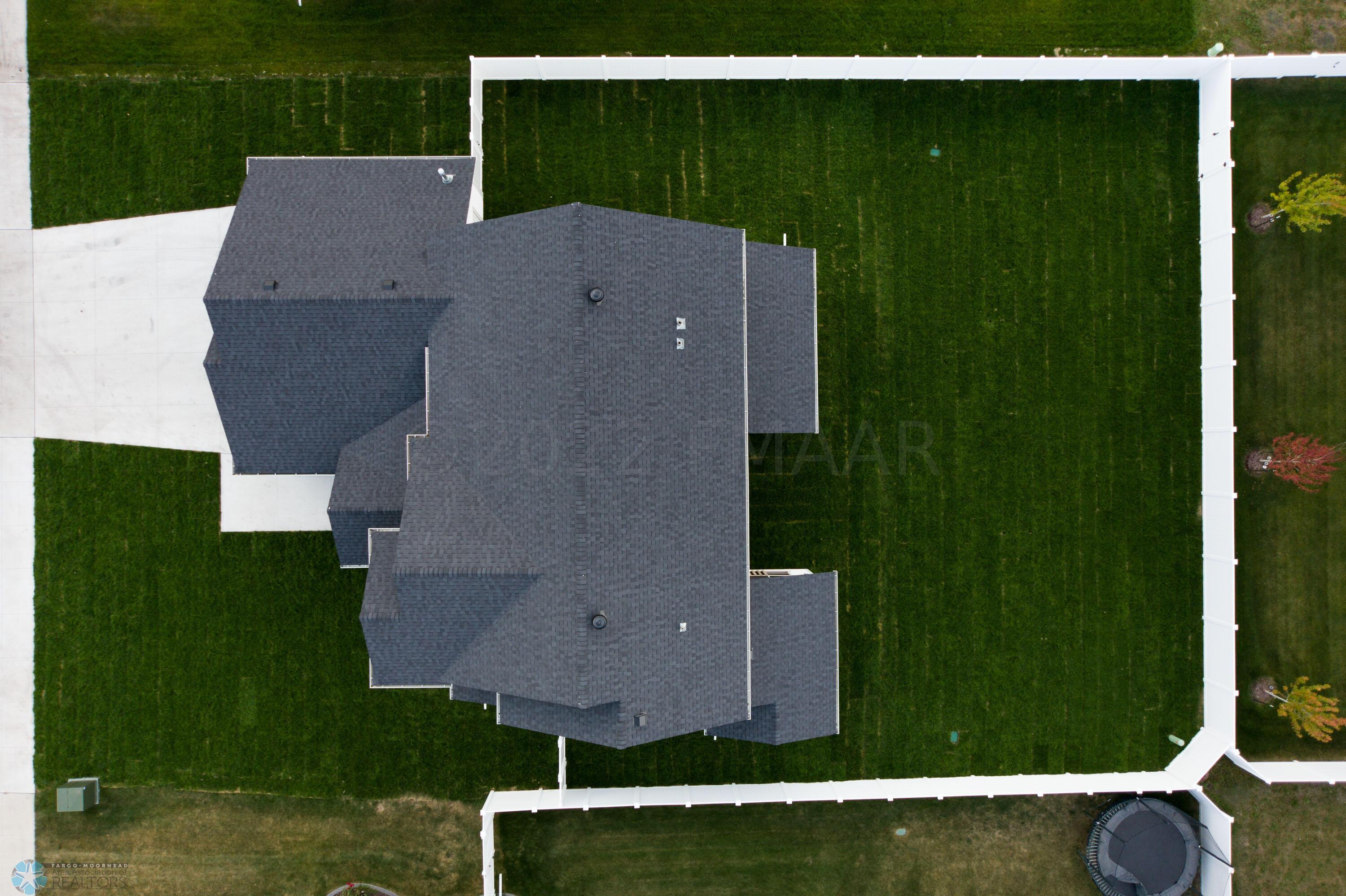 3554 Grandwood Drive N (7)