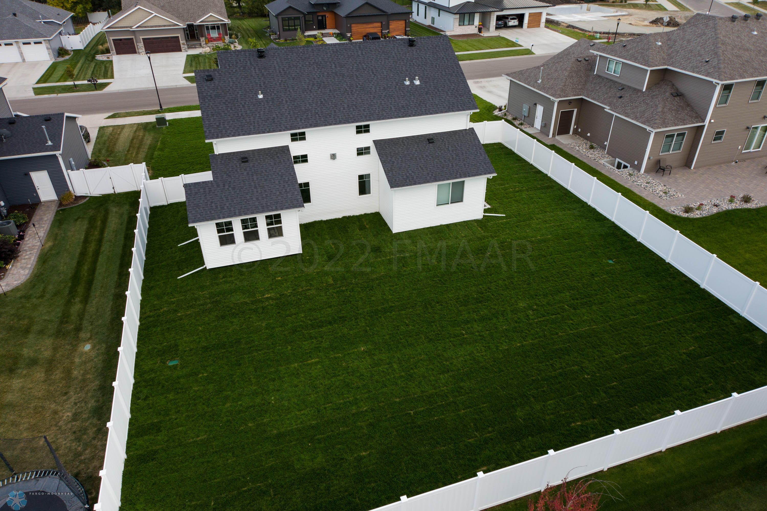 3554 Grandwood Drive N (9)
