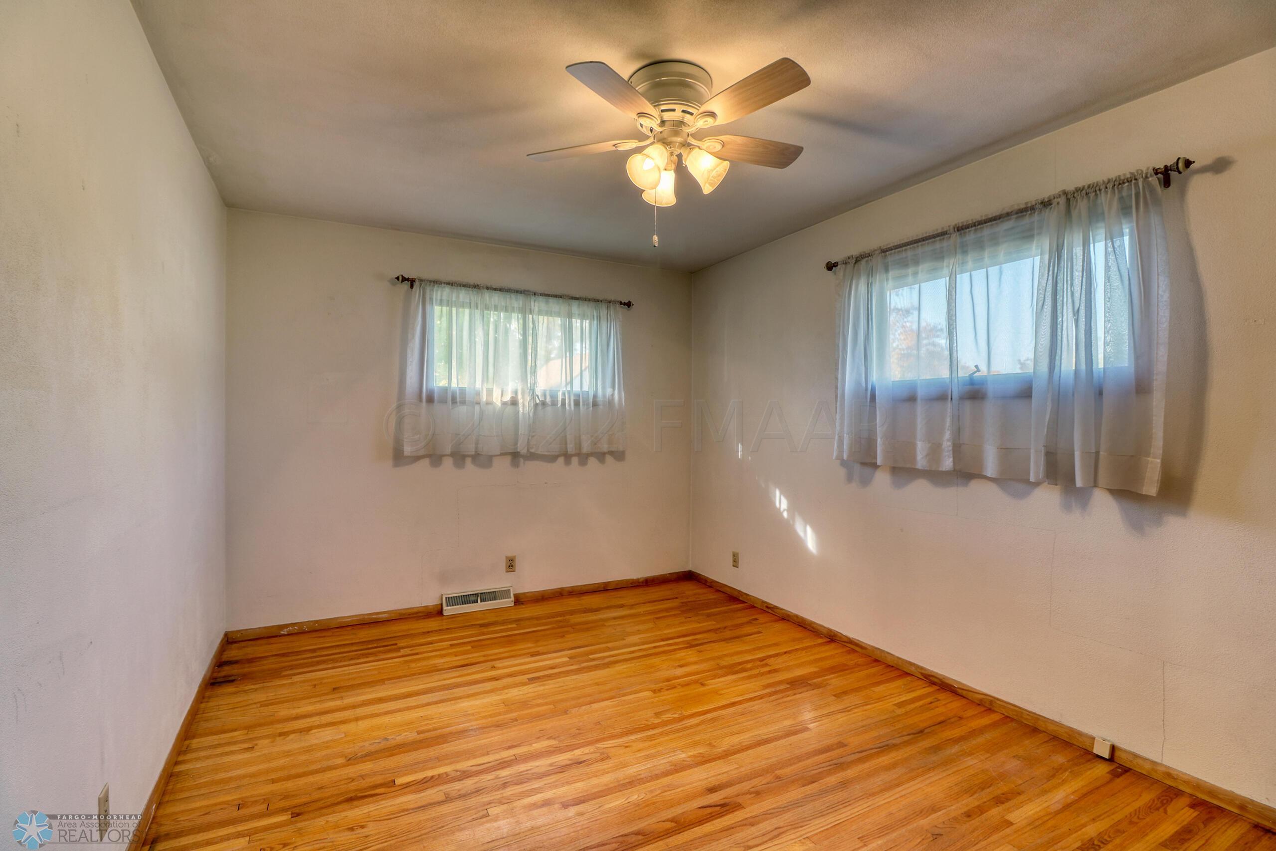 Bedroom1_1